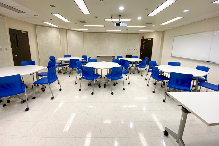 image of classroom N103 lindquist center