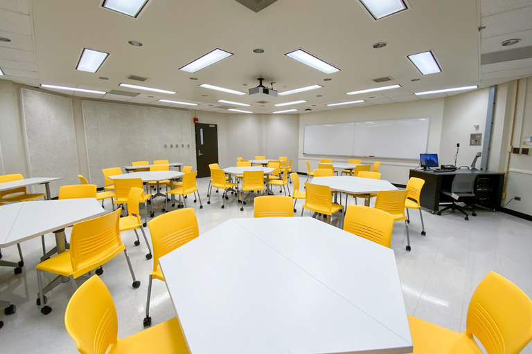 image of classroom n104 lindquist center