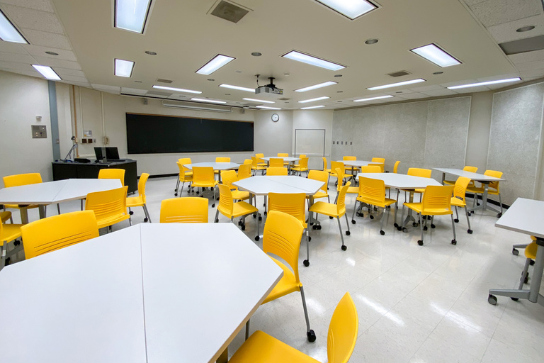 image of classroom n104 lindquist center