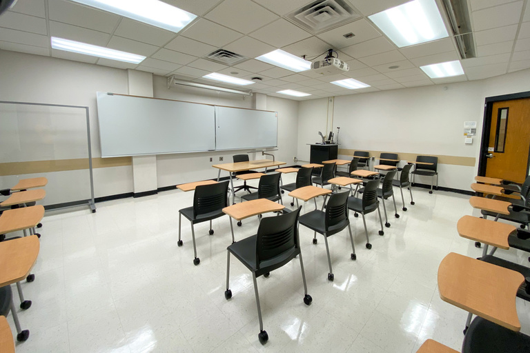 image of classroom 464 Phillips Hall