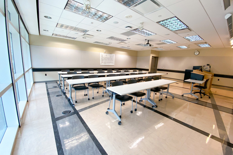 image of classroom C129 Pomerantz Center