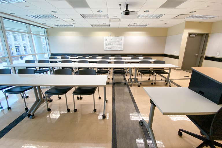 image of classroom C129 Pomerantz Center