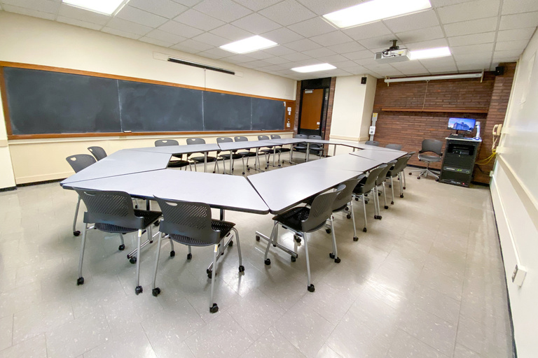 image of classroom 203 English Philosophy Building