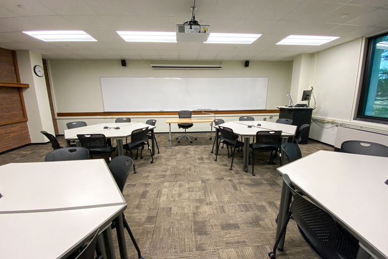 image of classroom 210 English Philosophy Building