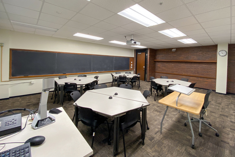 image of classroom 210 English Philosophy Building