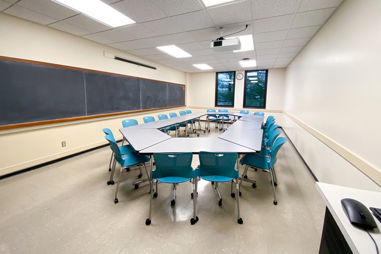 image of classroom 212 English Philosophy Building