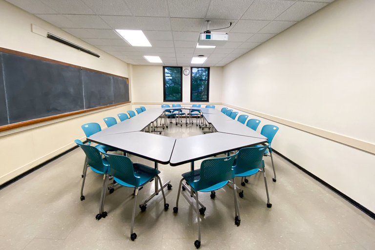 image of classroom 212 English Philosophy Building