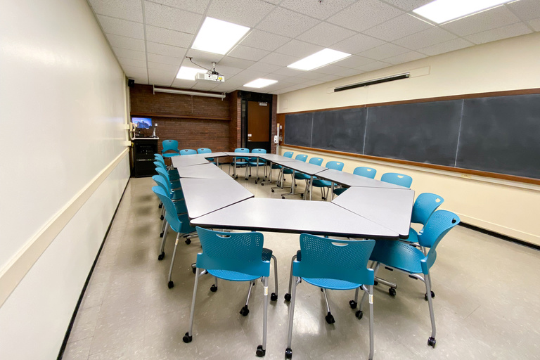 image of classroom 212 English Philosophy Building