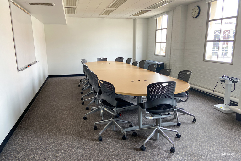 image of seminar classroom 2058 Main Library